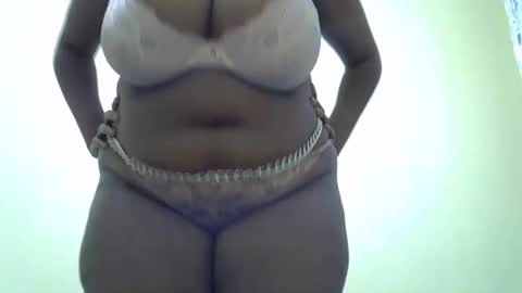 Kim20 online show from April 16, 8:08 pm