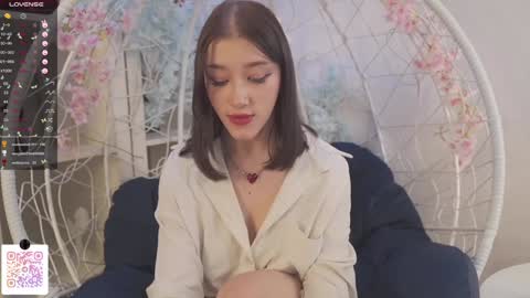 Snapshot of pinkncrazy chatting on February 1, 5:37 pm The princess of your dreams online show from February 1, 5:37 pm