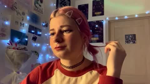 Sara online show from September 29, 8:47 pm