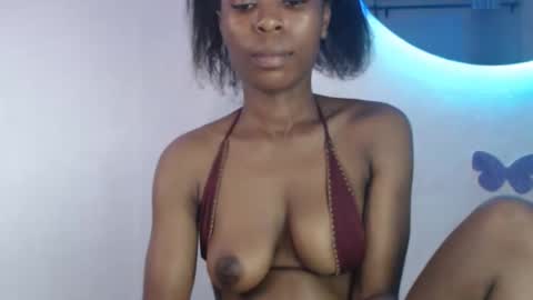 Snapshot of pinkxjuicy chatting on October 24, 10:11 am pinkxjuicy online show from October 24, 10:11 am