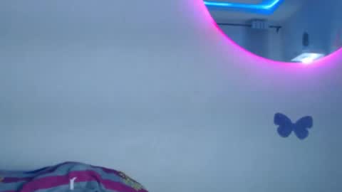 Snapshot of pinkxjuicy chatting on October 23, 4:07 am pinkxjuicy online show from October 23, 4:07 am