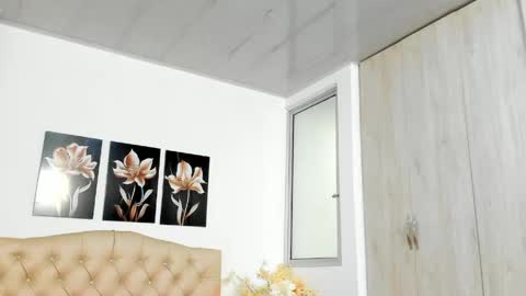 pinky_f00x online show from May 31, 7:04 pm