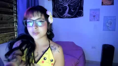 pinky_promiseex online show from September 23, 1:37 am
