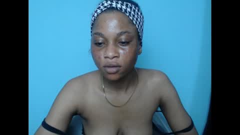 Snapshot of pinkyxxpussy chatting on January 17, 8:44 pm pinkyxxpussy online show from January 17, 8:44 pm