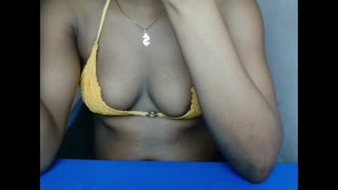 pinkyxxpussy online show from January 18, 9:55 pm