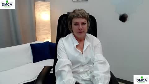 Snapshot of pion_s chatting on October 14, 4:48 am Bella online show from October 14, 4:48 am