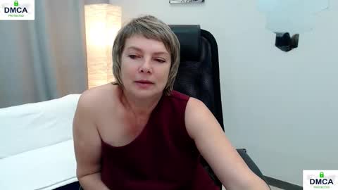 Snapshot of pion_s chatting on November 2, 7:34 am Bella online show from November 2, 7:34 am