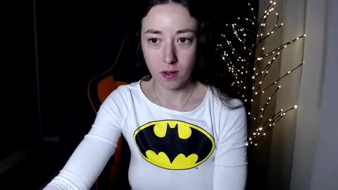piscesgirl06 online show from January 4, 5:27 am