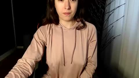 piscesgirl06 online show from December 12, 6:14 am