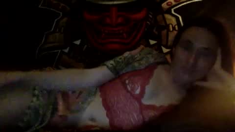 Snapshot of pixie_bella chatting on October 16, 12:19 pm pixie_bella online show from October 16, 12:19 pm