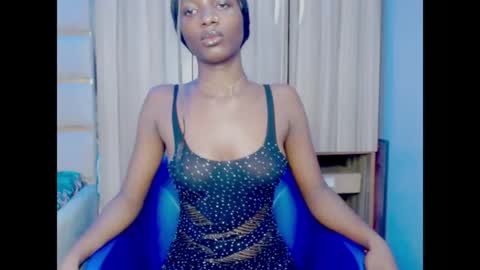 Ella online show from June 5, 7:03 am