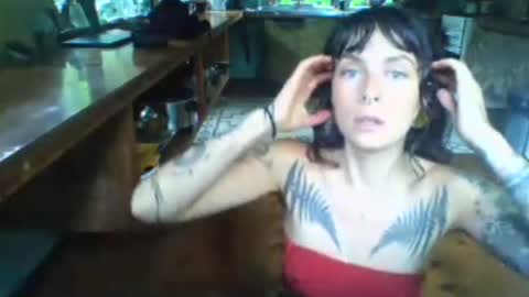 pixiecatfairy online show from April 28, 11:52 pm