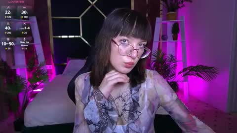 Snapshot of pixiepeachh chatting on November 1, 2:10 pm pixiepeachh online show from November 1, 2:10 pm