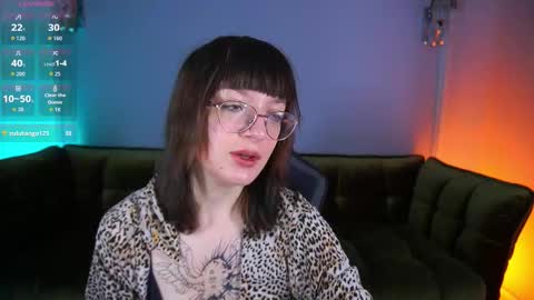 Snapshot of pixiepeachh chatting on October 11, 6:40 am pixiepeachh online show from October 11, 6:40 am