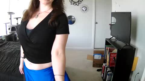 Pixie Pixels online show from September 23, 6:50 pm