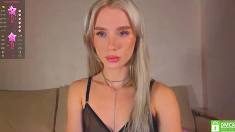 Emmy cheekslap and Edward online show from September 26, 11:19 am