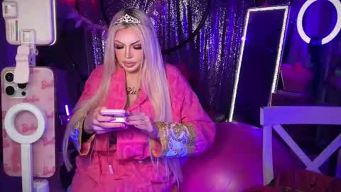 Dumb bimbo fuck doll online show from March 1, 2:00 am