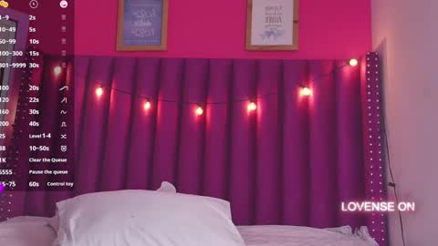 Scarlett  online show from March 7, 7:38 pm