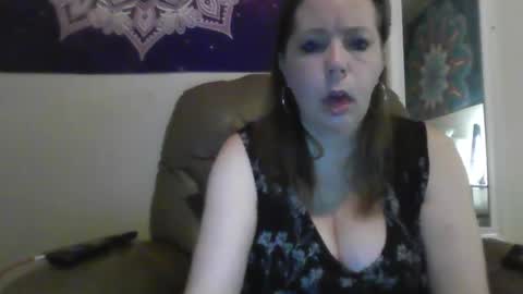 Snapshot of playfulmaryjane2017 chatting on March 1, 3:38 pm playfulmaryjane2017 online show from March 1, 3:38 pm