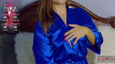 PlayfulNicole online show from October 6, 6:19 am