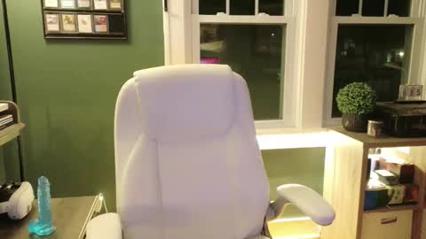 playwithbrittany online show from December 14, 12:38 am