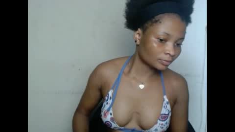 plumnjuicyx online show from February 16, 6:21 am