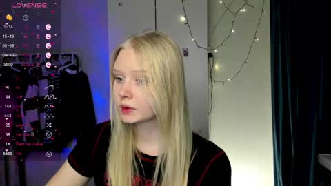 Mary online show from January 22, 1:42 pm