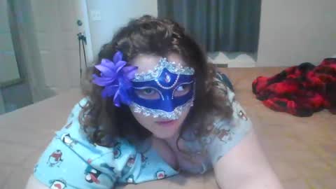 Snapshot of poetrytheseller chatting on December 27, 7:35 pm Poetry online show from December 27, 7:35 pm