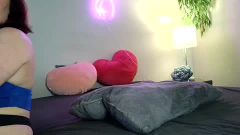 Snapshot of poisonedpeach chatting on March 11, 11:48 pm Jenna online show from March 11, 11:48 pm