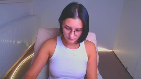 Pokahontas online show from December 14, 1:38 pm