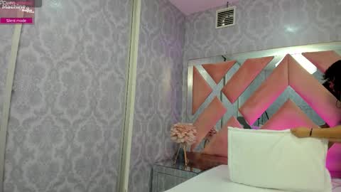 PAOLA or pola online show from October 10, 10:09 am