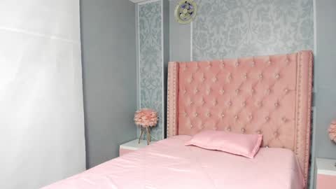 PAOLA or pola online show from February 8, 11:12 am