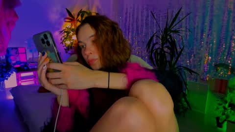 Snapshot of poli__ chatting on October 29, 8:55 pm Martha online show from October 29, 8:55 pm