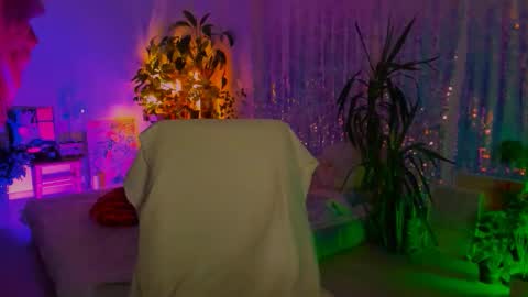 Snapshot of poli__ chatting on September 18, 8:18 pm Martha online show from September 18, 8:18 pm