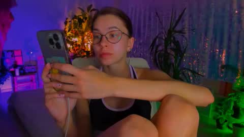 Snapshot of poli__ chatting on September 26, 8:28 pm Martha online show from September 26, 8:28 pm