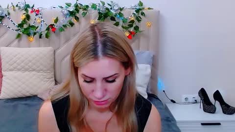 polina_ray online show from March 23, 9:48 am