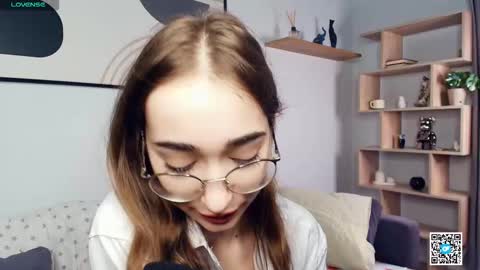 Polly online show from October 10, 7:24 am