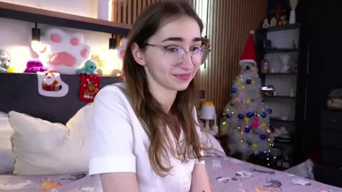 Polly online show from November 28, 8:06 am