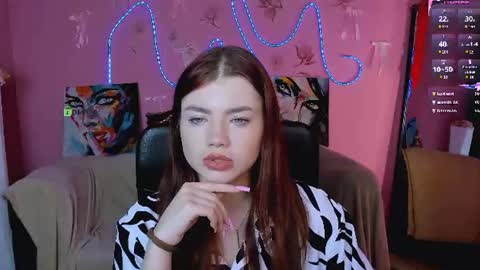 Polly online show from June 30, 7:13 pm