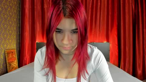 Polly online show from December 3, 7:08 am