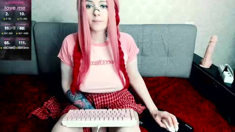 Snapshot of polly_wow chatting on February 28, 5:59 pm Polly online show from February 28, 5:59 pm