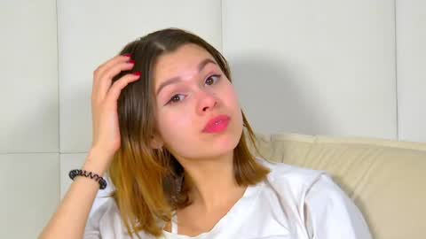 Polly online show from December 9, 5:29 am