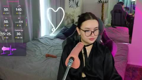 pollyshmidt online show from February 25, 3:31 pm
