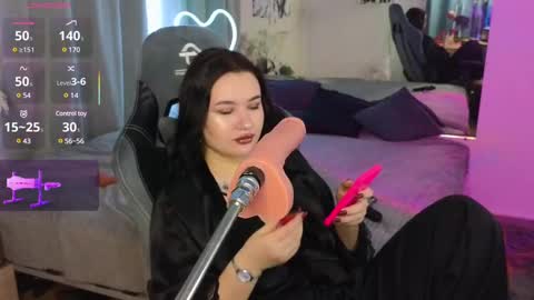 pollyshmidt online show from March 3, 7:35 pm