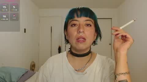 Poly online show from April 22, 2:08 am