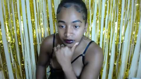 popetykely00 online show from December 9, 3:33 pm