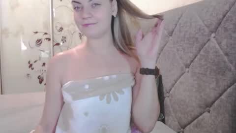 Snapshot of popkornmolli chatting on October 5, 9:14 am popkornmolli online show from October 5, 9:14 am