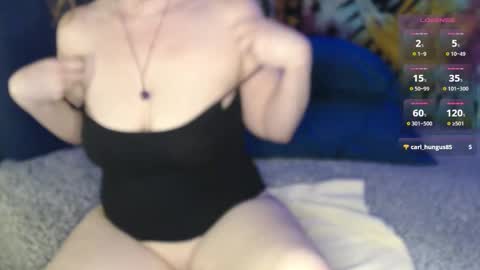 Snapshot of poppy_sweets chatting on February 14, 1:02 am Carl Poppy online show from February 14, 1:02 am