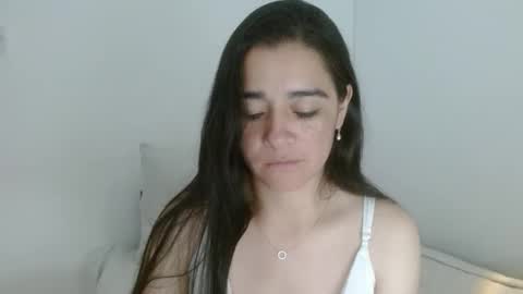 porcelainlux online show from June 2, 3:29 am