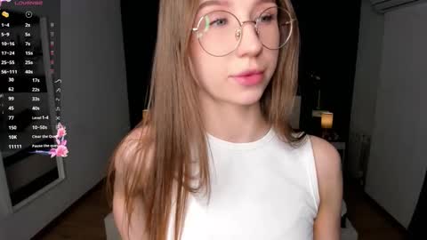 Elizabeth online show from February 21, 7:25 pm